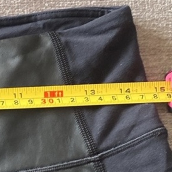 Athleta 870859 Gleam Chaturanga To Town Tight Faux Leather Pant - Picture 9 of 10